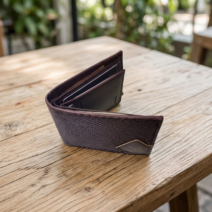 Horse Premium Textured Wallet – Multiple Card Slots & Cash Compartments